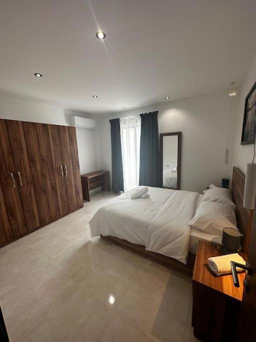Appartement Duplex Penthouse In Gzira Sleeps 6 Extérieur photo